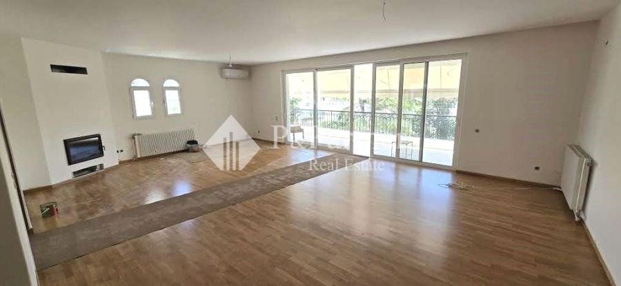 (For Rent) Residential Floor Apartment || East Attica/Voula - 160 Sq.m, 3 Bedrooms, 2.300€ 