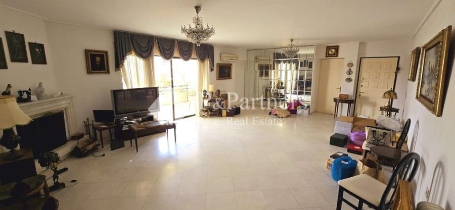 (Προς Πώληση) Κατοικία Διαμέρισμα || Αθήνα Νότια/Γλυφάδα - 153 τ.μ, 3 Υ/Δ, 700.000€ 