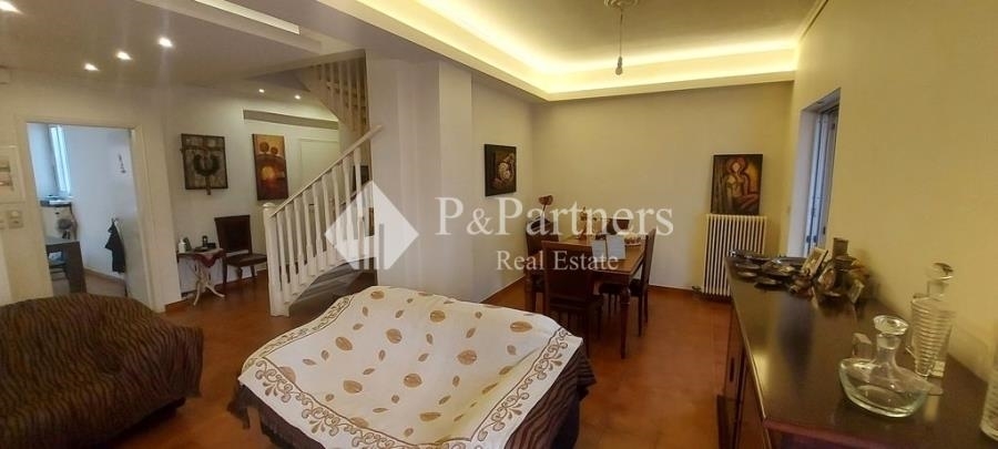 (For Sale) Residential Maisonette || Piraias/Piraeus - 190 Sq.m, 3 Bedrooms, 390.000€ 