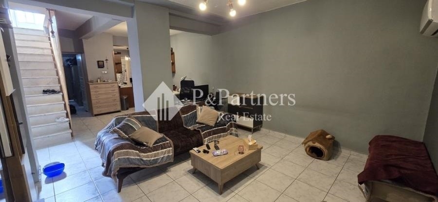 (Προς Πώληση) Κατοικία Μονοκατοικία || Πειραιάς/Νίκαια - 150 τ.μ, 3 Υ/Δ, 220.000€ 